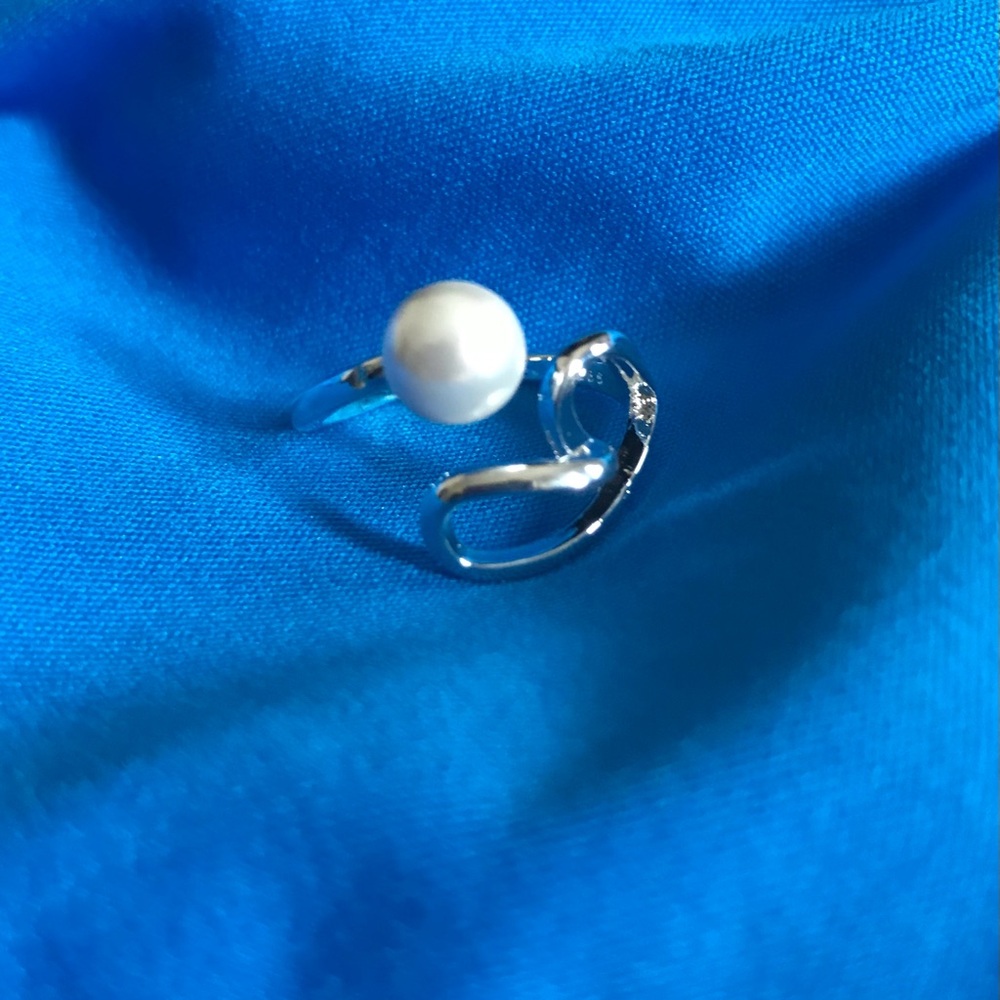 Sterling Silver Pearl Open Ring - White Pearl
